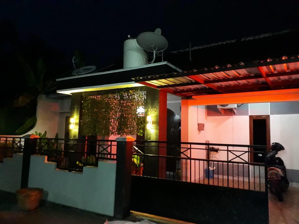 Renaya Griya Hotel Salakan Exterior photo